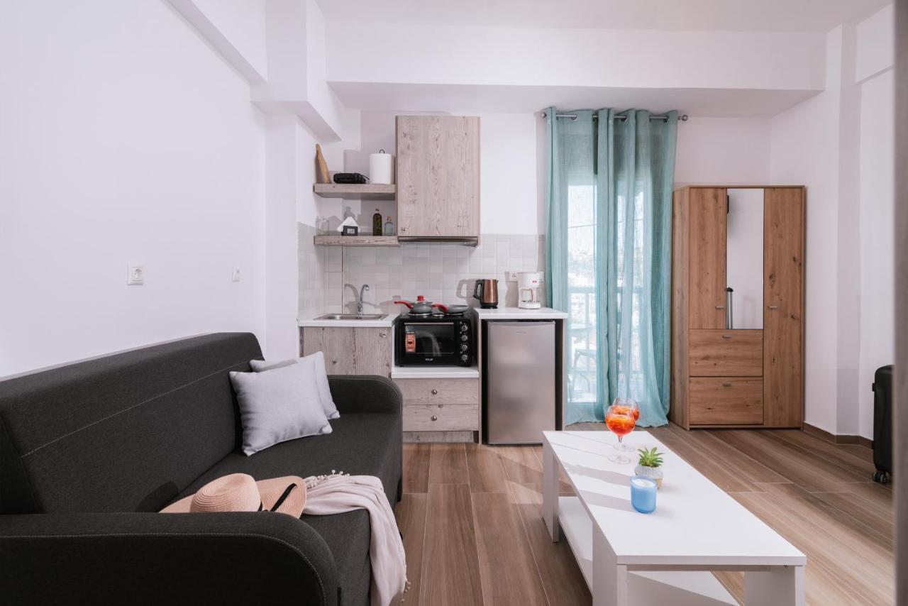 Sifogiannis Rooms Камиларион Екстериор снимка
